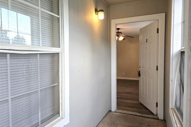 Photo - 256 Alleda Rd