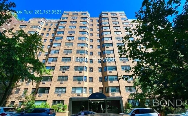 Building Photo - 219 E 69th St Unit 1E