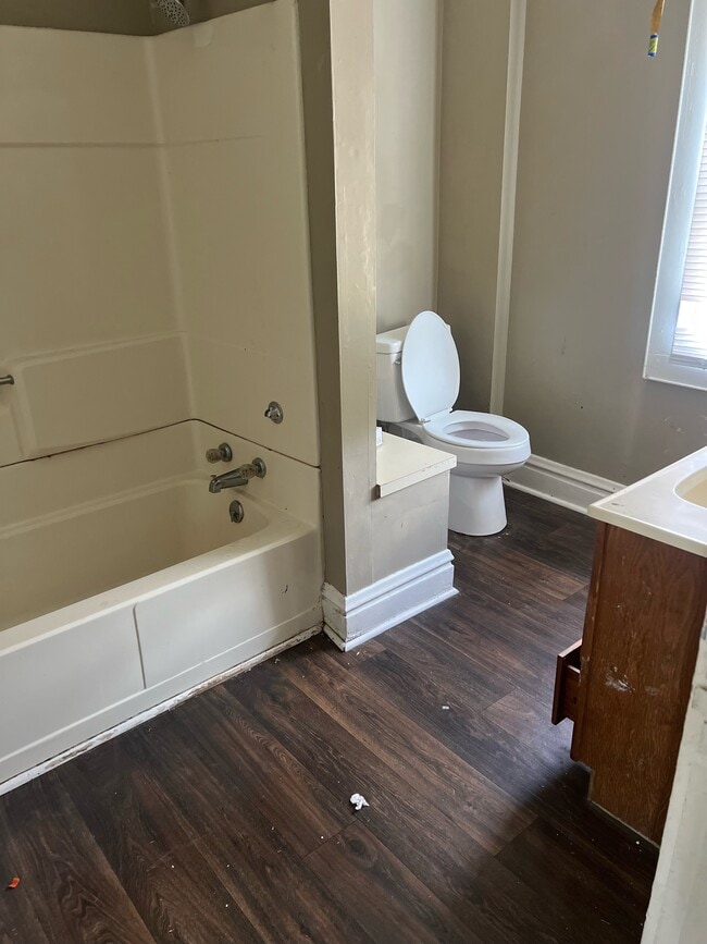 Photo - 2026 11th Ave