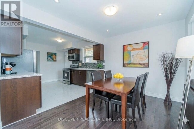 Photo - 14 Donata Dr