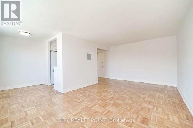 Photo - 1545 Bathurst St Unité 403