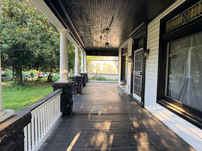 Photo - 3411 Duvall Ave Unidad C
