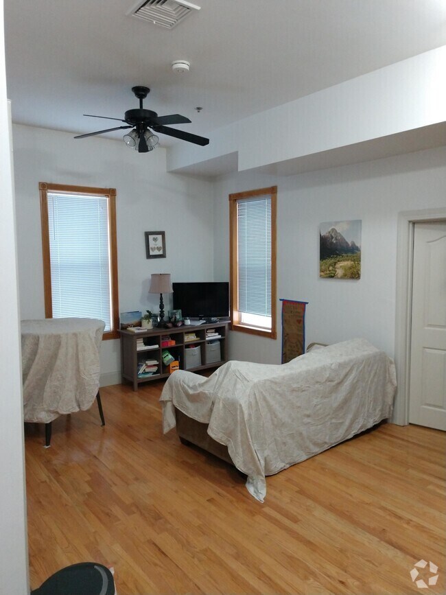 Building Photo - 183 Columbia St Unit 203 Rental