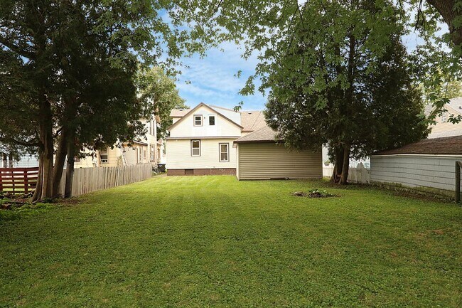 Photo - 1602 N 8th St