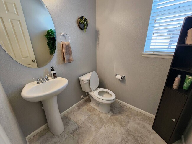 Photo - Stunning 4/3/3 Home in Banning Lewis Ranch!!!