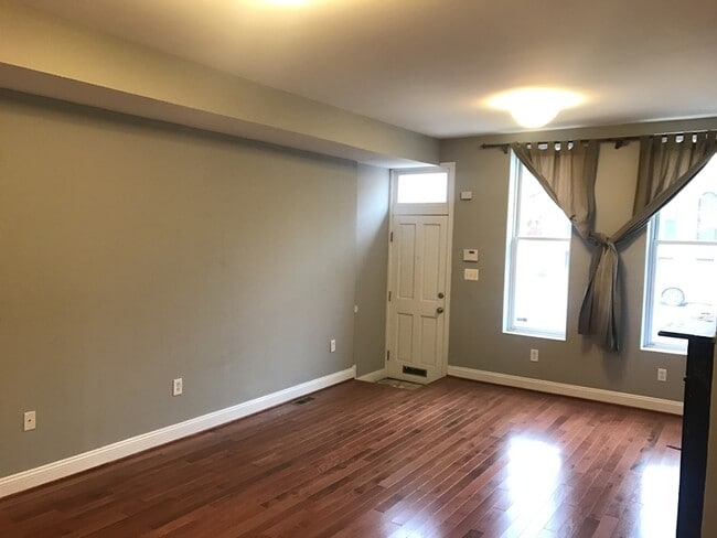 Photo - 25 N Montford Ave