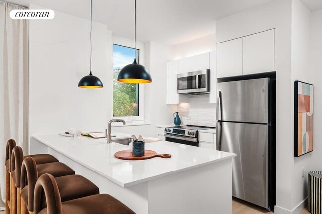 Photo - 126 Sandford St