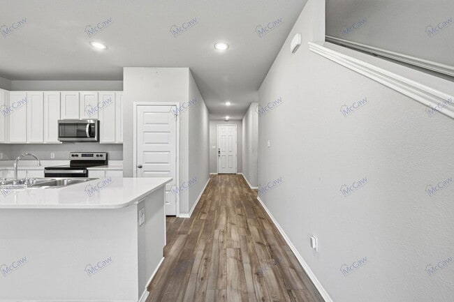 Photo - 8005 Gangway Dr