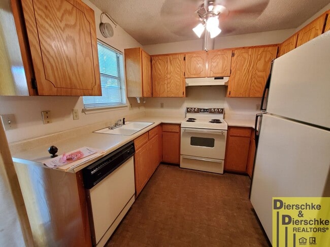 Photo - Cute 3 Bedroom 2 Bath House Near the Base COMING SOON!