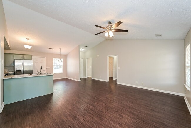 Photo - 1147 Melvin Dr