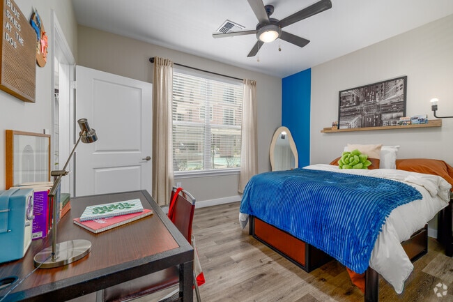 2BR, 2BA - 713SF - Bedroom - The District on 5th