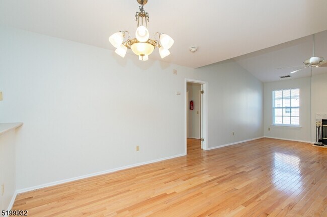 Photo - 417 Ripley Ct