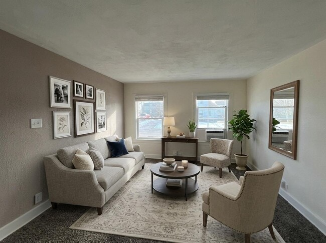 Building Photo - 3404-3406 Victory Ave