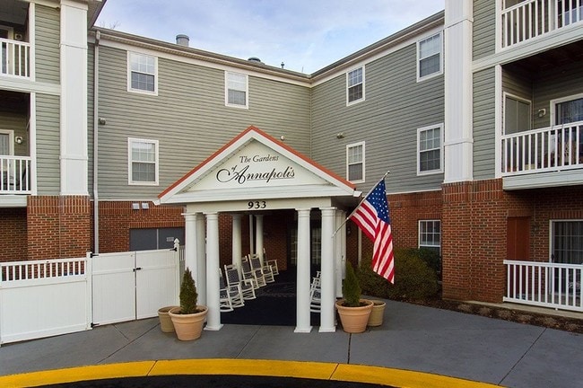 Front Entrance - Gardens of Annapolis Apartments