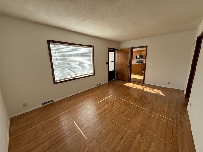 Photo - Three Bedroom, One and half bathroom, Atta...
