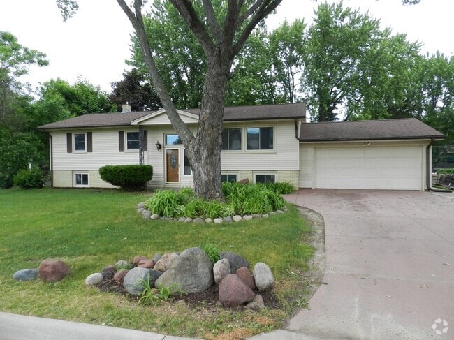 Building Photo - 2571 Crown Hill Ct Rental