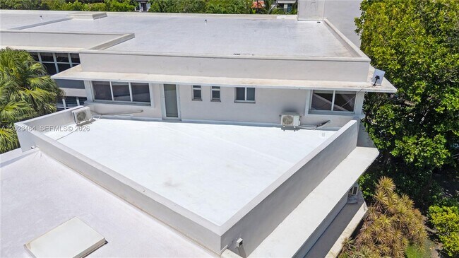 10190 Collins Ave Unit 306/308