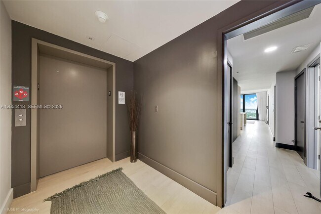 Photo - 16385 Biscayne Blvd Unit 2205