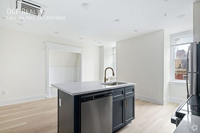 Building Photo - Modern Renovated Fairmount Studio Apartment Unit 11