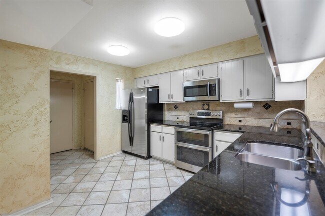 Photo - 14515 Wunderlich Dr Unidad True