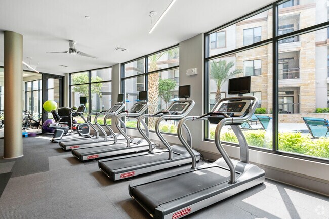 Fitness Center - 7-Seventy