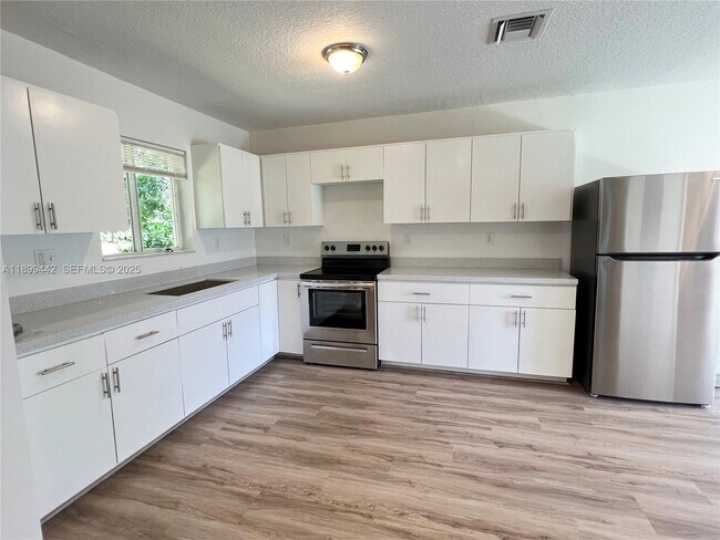 Photo - 1347 NE 111th St