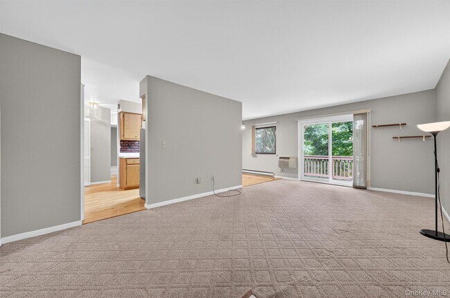 Photo - 129 Main St Unit E8