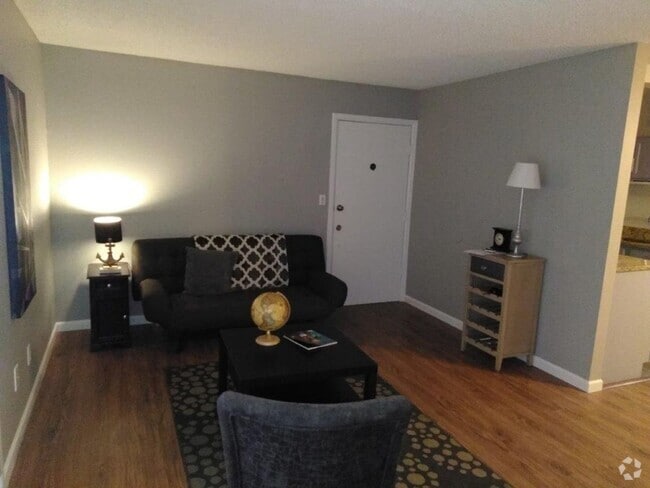 Building Photo - Cherry Creek Schools, 2 bed, 1 bath, 900 s... Unit 254 Rental