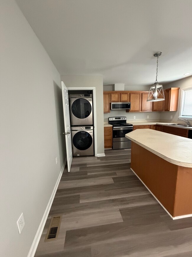 Photo - 1212 Superior Pointe Pl