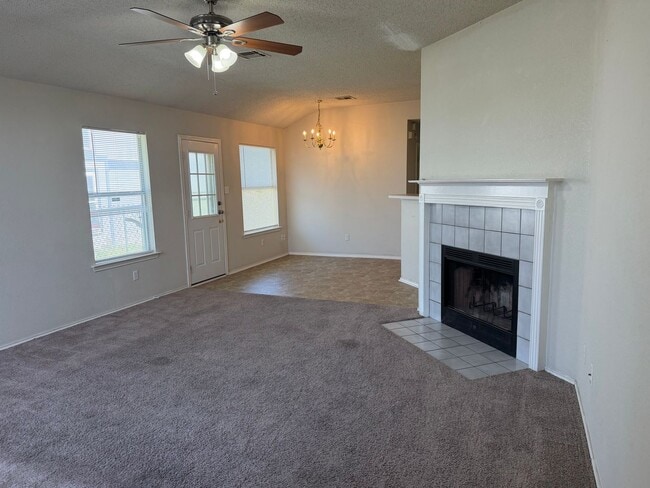 Photo - 2213 Schwald Rd