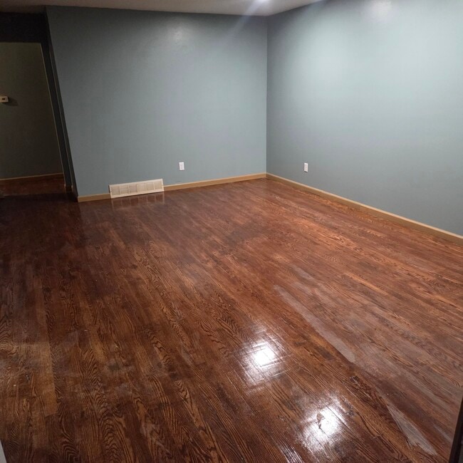 Photo - 33460 Hagen Dr