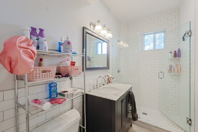 Photo - 39 Chester St Unit 2