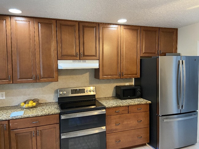 Photo - 9112 Pine Springs Dr