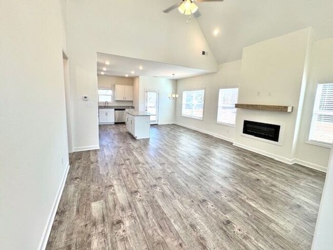 Photo - Now Leasing a 4-bedroom 25 bath home in Oakland.