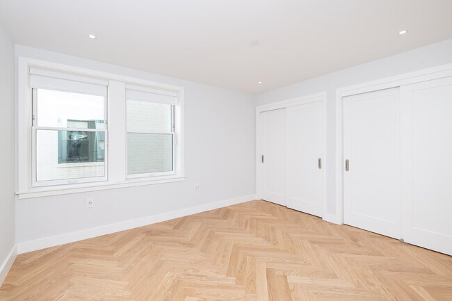 Photo - 32 Commonwealth Ave