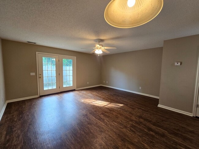 Photo - 9842 Whitefield Ave