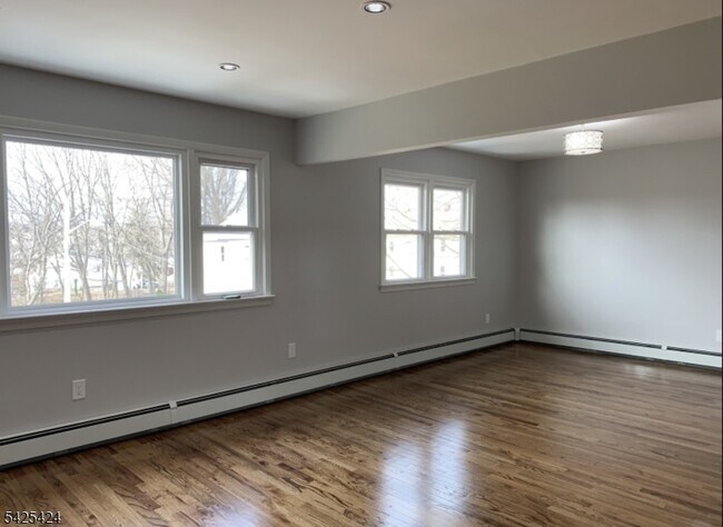 Photo - 62 Gless Ave