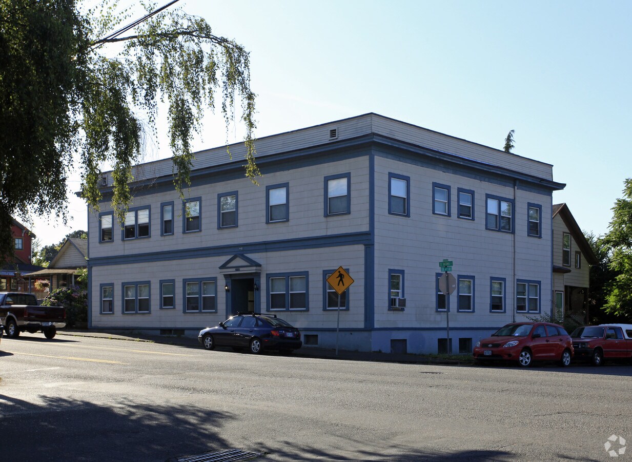 Photo - Sellwood Apartments