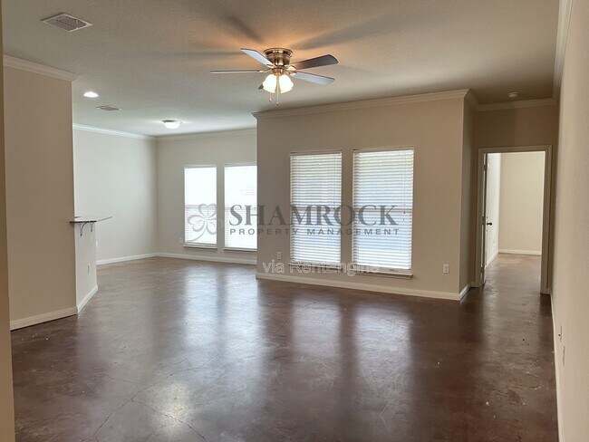 Photo - 5604 Foxborough Dr