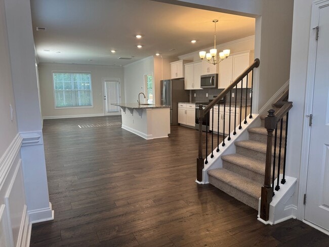 Photo - Beautiful Four Bedroom Townhouse in Sherri...