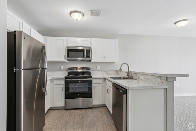 2BR, 2BA - 1,025SF - Kitchen - Westwood Apartments