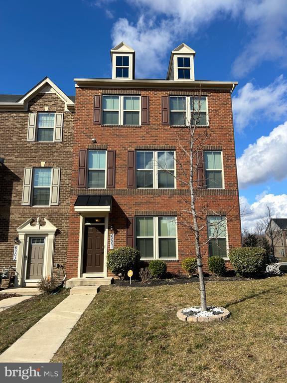 Photo - 6001 Sauerwein Way