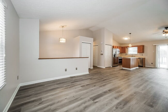 Photo - 201 Border St