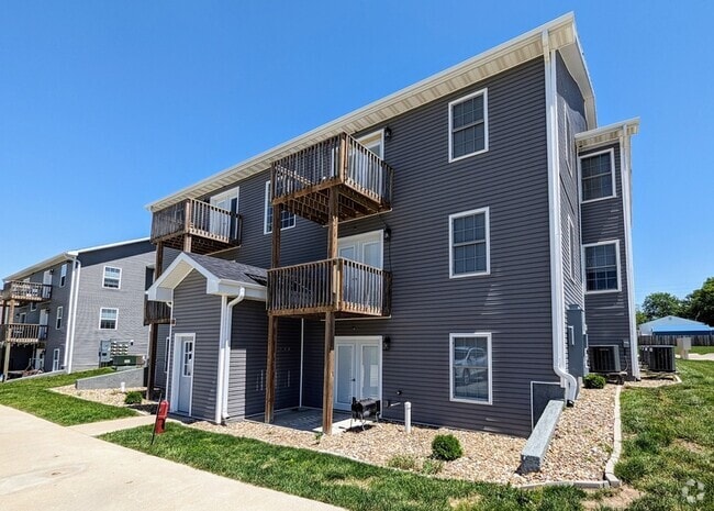 Building Photo - 1317 B Ave W Rental
