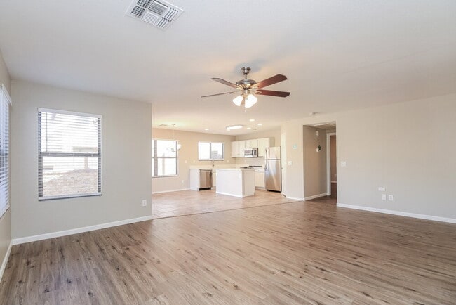 Photo - 2229 E 35th Ave