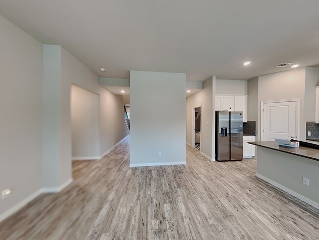 Photo - 5533 Baker Creek Rd