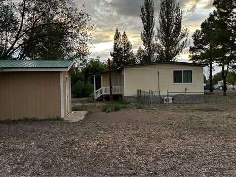 Photo - 111 E 7th St