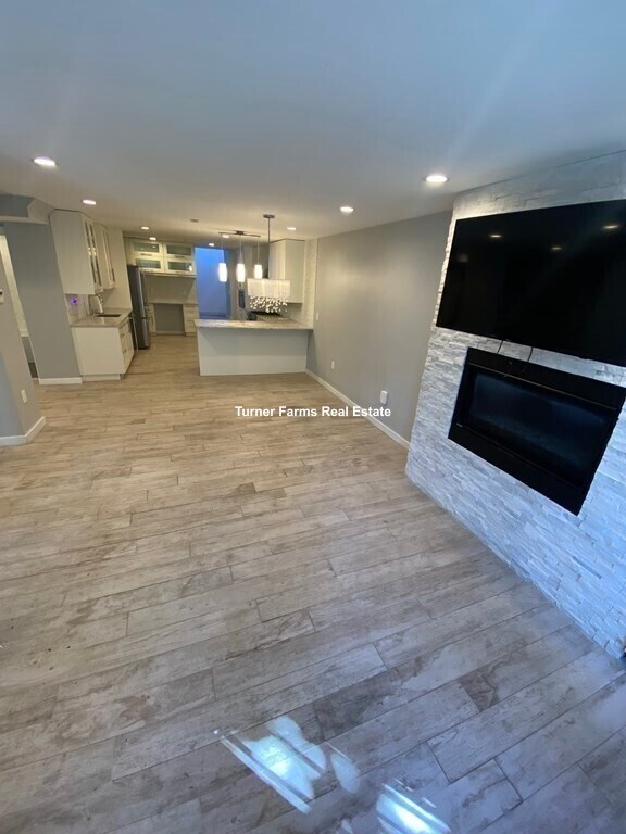 Photo - 469 Massachusetts Ave Unit 1