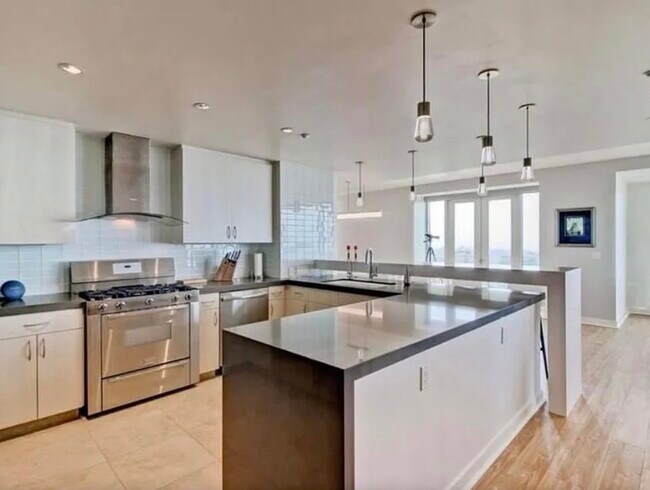 Photo - 3415 6th Ave Unit Penthouse