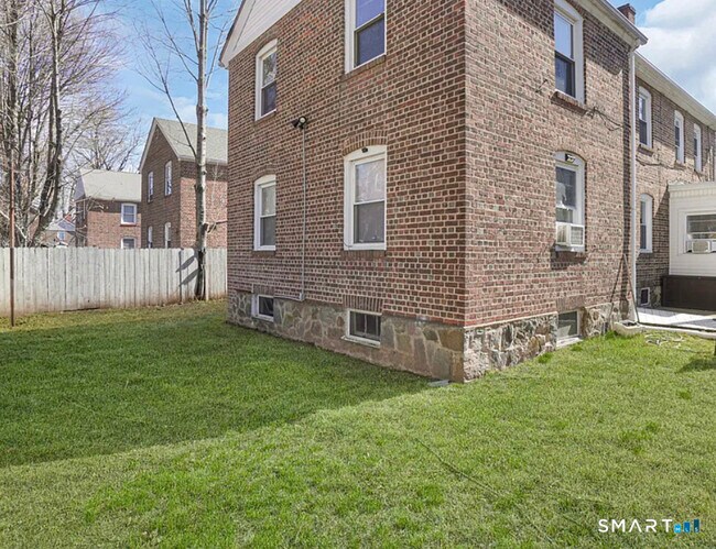 Photo - 87 Colony St Unit 1st Floor